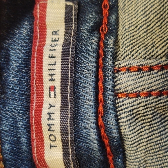 Tommy Hilfiger Women's Wide Leg Crop Jeans - Picture 5 of 11